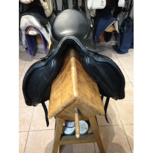 selle de dressage de marque Allure