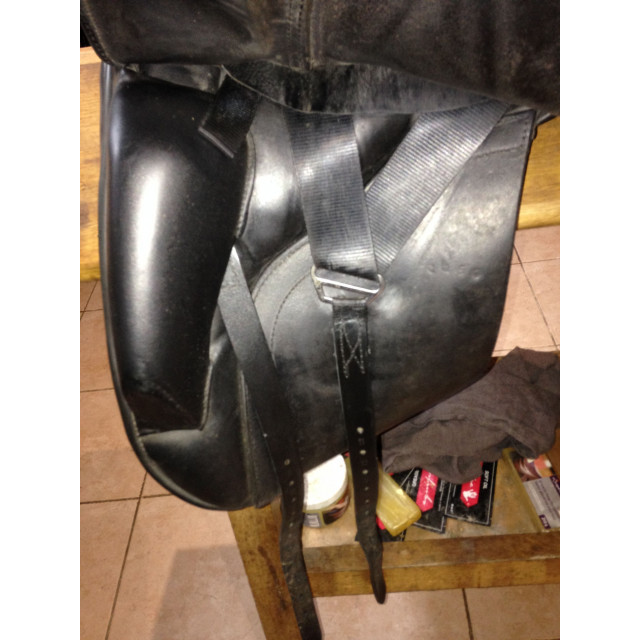 selle de dressage de marque Allure