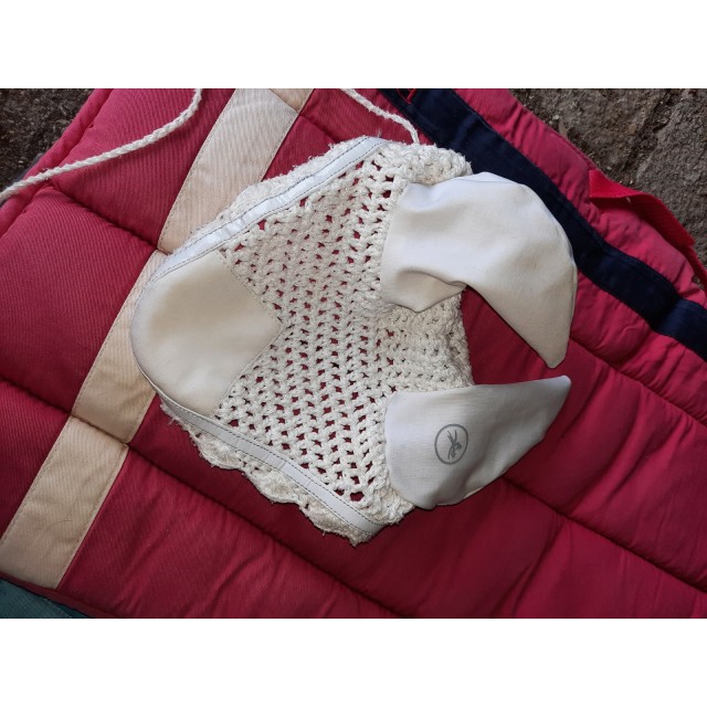 Bonnet equitheme