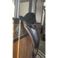 Selle de dressage noire childeric