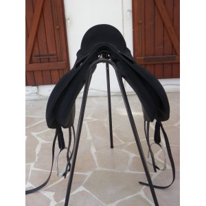 Selle de Dressage Wintec Pro CAIR®  TOUTE ÉQUIPÉE