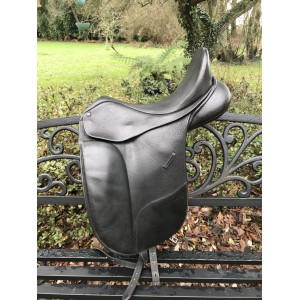 Vends selle de dressage Isabelle Werth