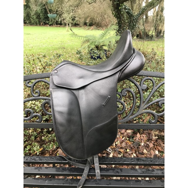 Vends selle de dressage Isabelle Werth