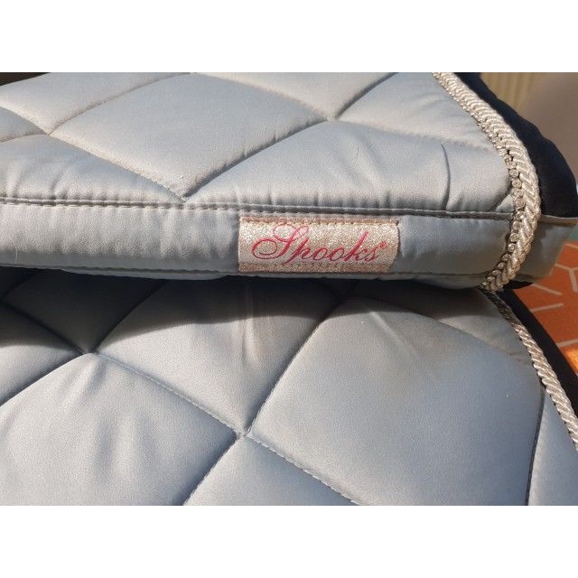 Tapis Spooks Fineline Bleu ciel