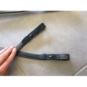 rênes en cuir lisse