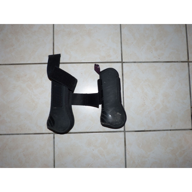 Guêtres noires cheval