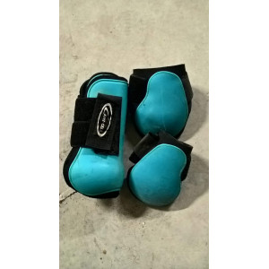 GUETRES ET PROTEGE BOULETS