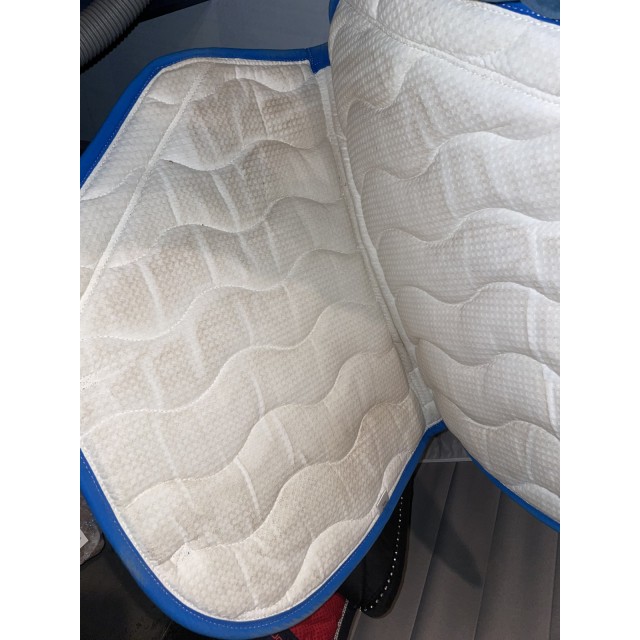 tapis equithème bleu