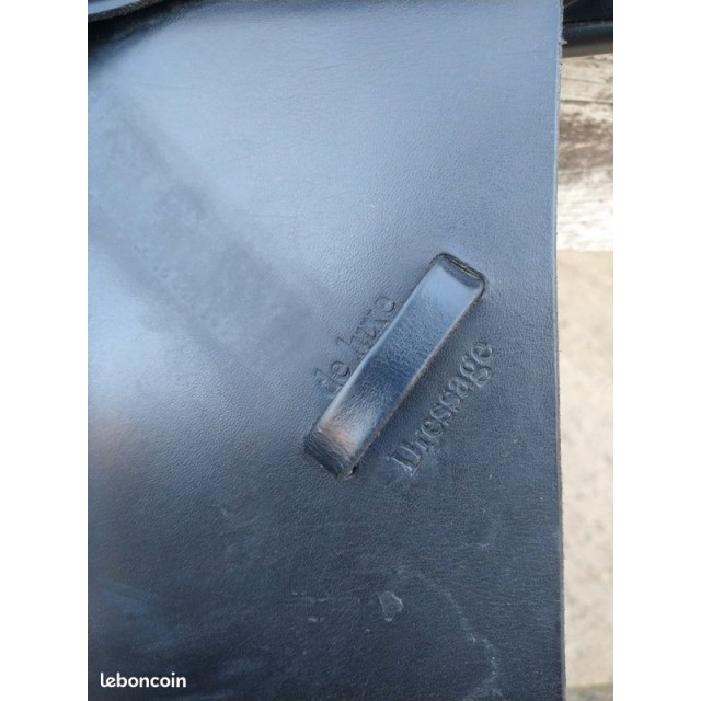 Selle de dressage KM Deluxe