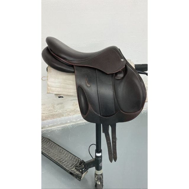 SELLE CHIBERTA K Devoucoux 16,5 pouces Marron
