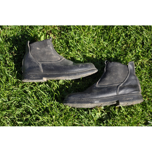 BOOTS