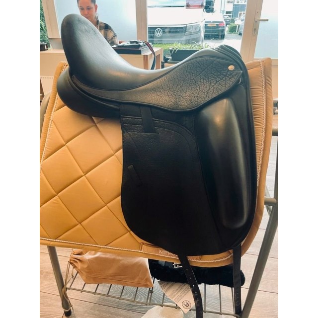 selle de dressage custom Icon coda