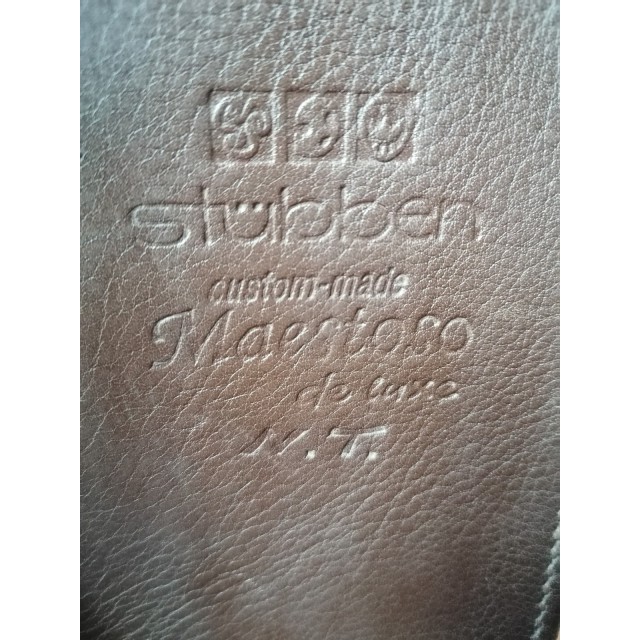 Selle de dressage stubben