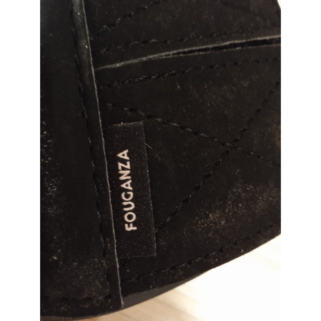 Cloches noire scratch fouganza