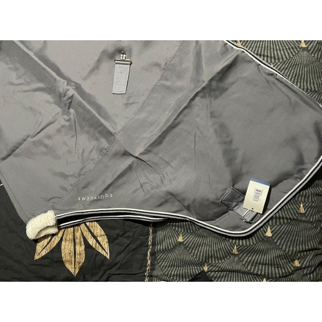 Chemise equitheme neuve