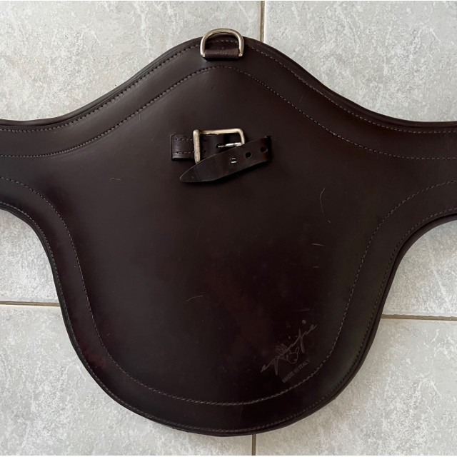 Sangle bavette equitation de la marque italienne EQUIPE  125 cm marron
