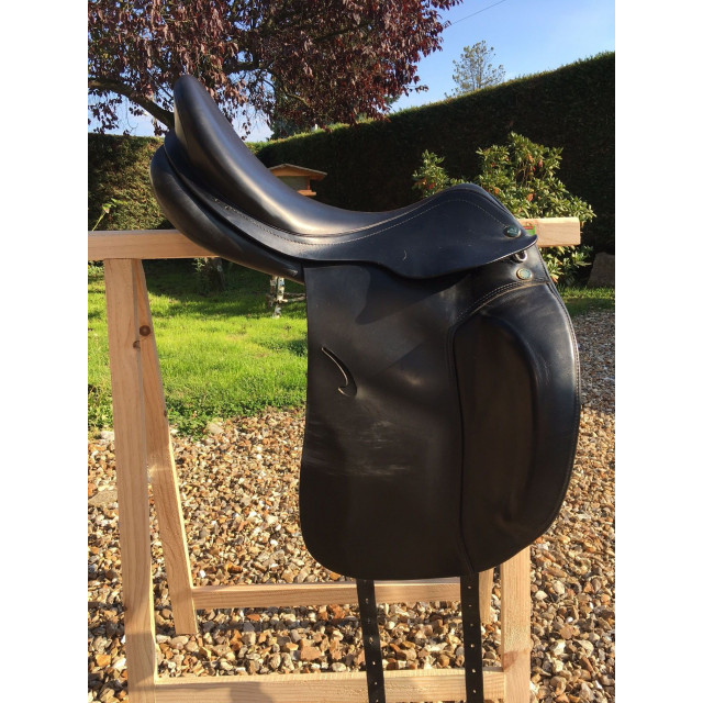 Selle de dressage "Roma" - PRESTIGE