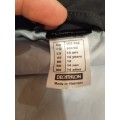 Veste sans manche noir et gris fouganza