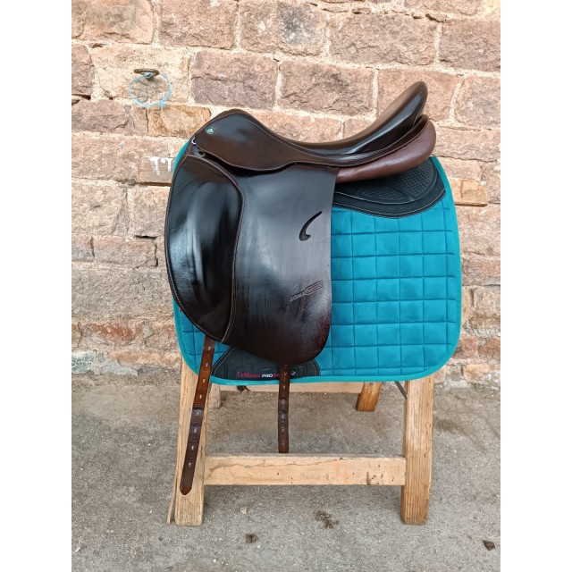 Selle dressage prestige 18"