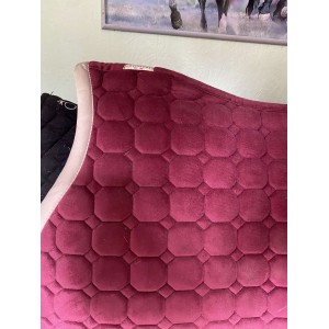 Tapis bordeaux cheval