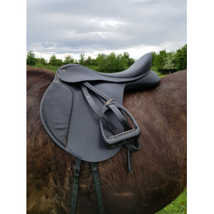 Selle wintec 500 cair TBE