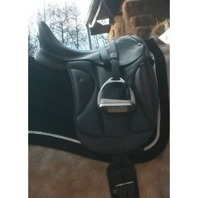 Selle de dressage JDA ( jean d'autigny)