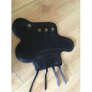 GUETRES POSTERIEURS CHEVAL CWD NEUVES