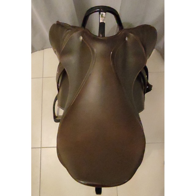 Selle fouganza 17"5 toute équipée