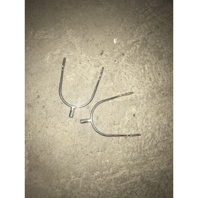 Paire d’éperons bouts carrés