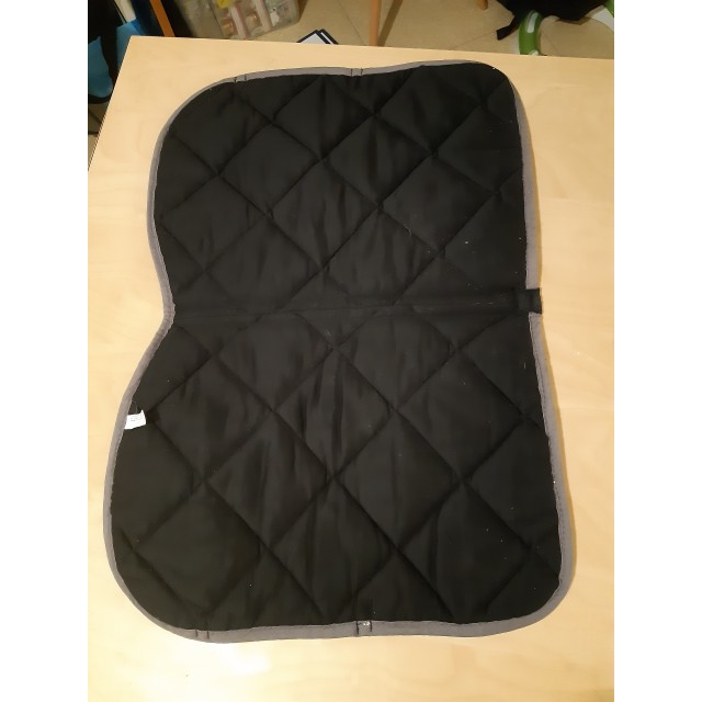Tapis noir shetland