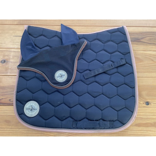 Ensemble tapis/bonnet