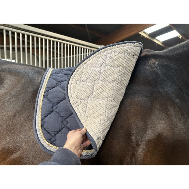 Lot de 3 tapis de selle