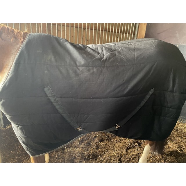 Couverture Horseware Rambo Stable Rug 400grs
