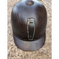 Casque d'équitation en cuir marron taille 55