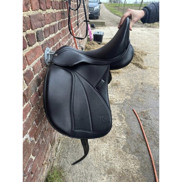 Selle Dressage Equiline