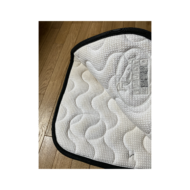 Ensemble tapis Godignon et bonnet Equ'Idées