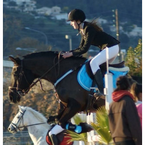 Tapis bleu lisere brillant