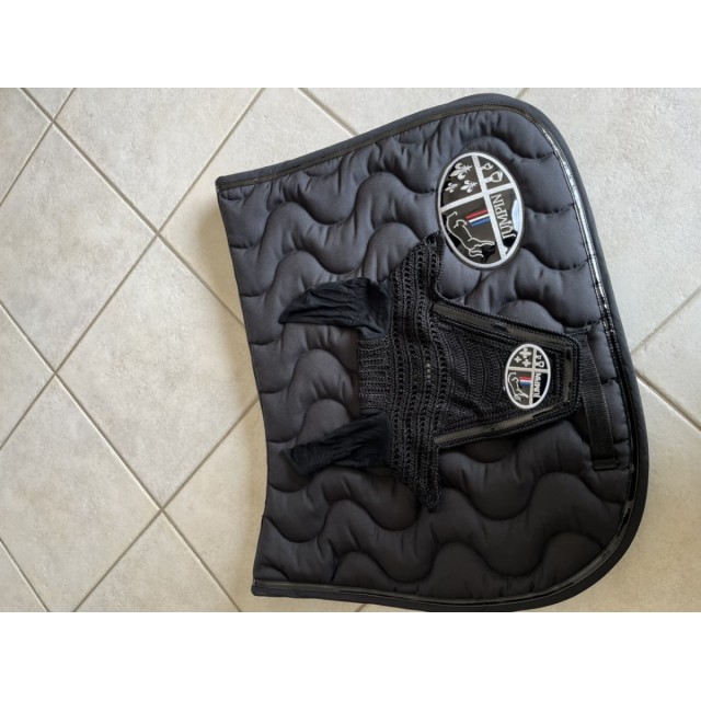 Tapis et bonnet jump’in noir
