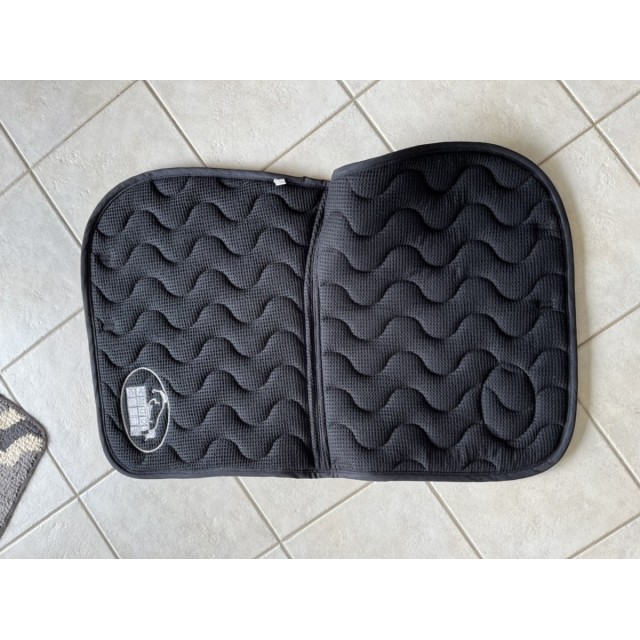 Tapis et bonnet jump’in noir