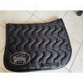 Tapis et bonnet jump’in noir