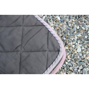 Tapis equithème gris et rose