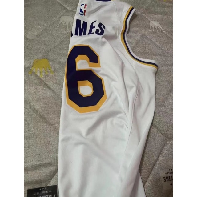 Lebron James Jersey  Lakers