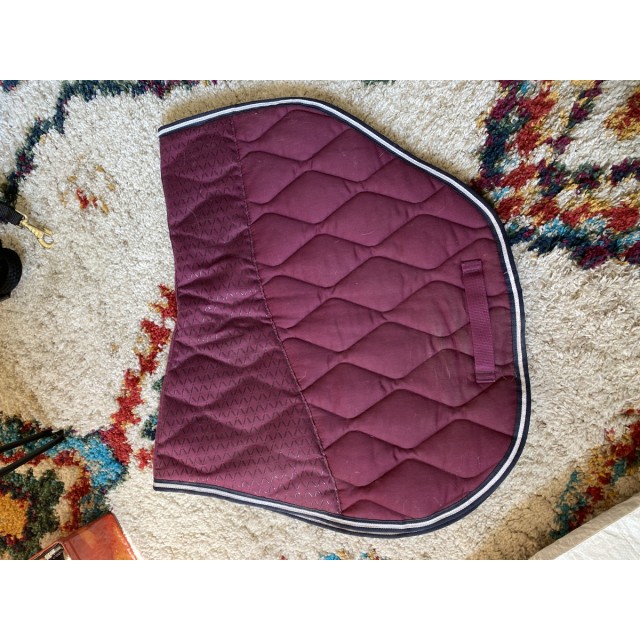 Tapis bordeaux coupe sport fouganza