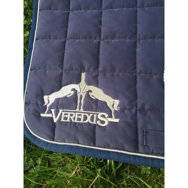 Ensemble tapis et bonnet Veredus et Lamicell bleu marine