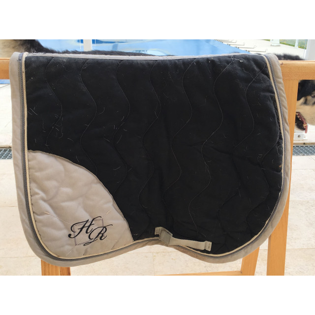 tapis de selle pour dressage et CSO