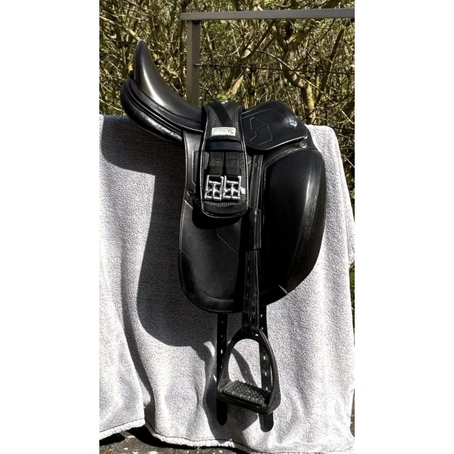Selle Prestige X-Breath 17"