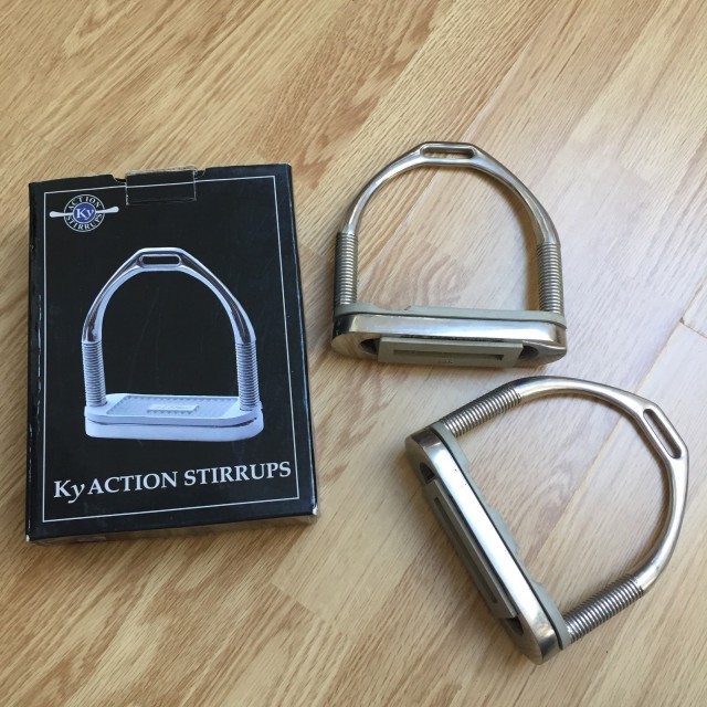 Étriers ky action stirrups 120 mm