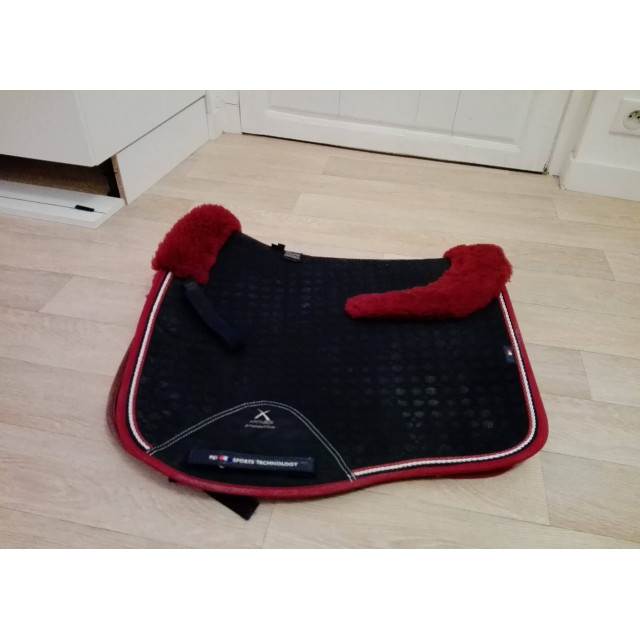 tapis de dressage doublé mouton avec goutière