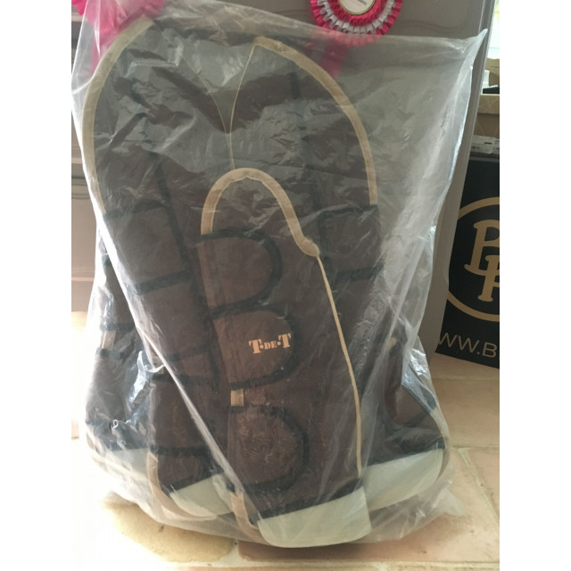 Guêtres de transport neuves