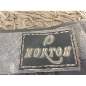 Guêtres grises moumoutées rose